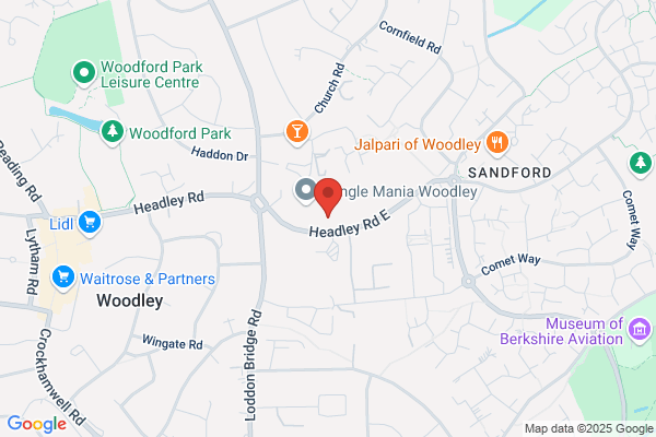 Howdens - Woodley