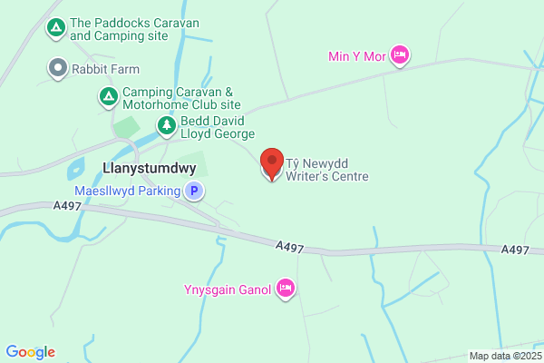 Ty Newydd Canolfan Ysgrifennu Creative Writing Centre