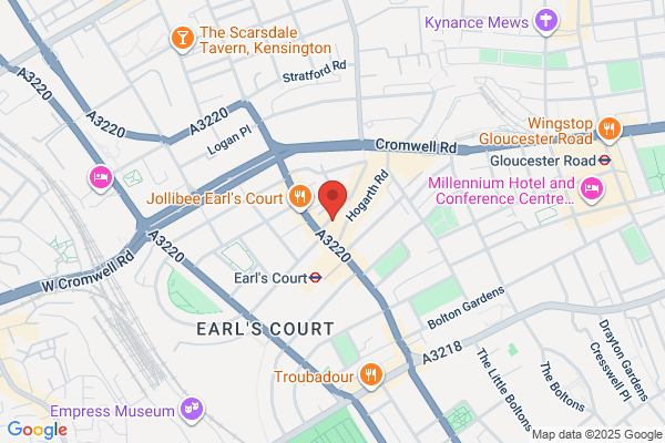KAMAYAN SA EARLS COURT