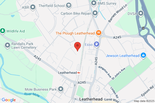 Howdens - Leatherhead