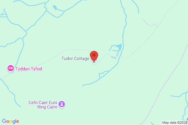 Cwmhafod Tudor Lodges
