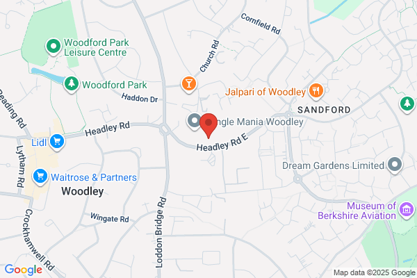 Howdens - Woodley